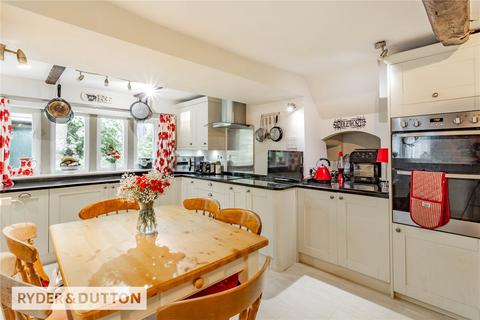 Bont Holly Grove, Dobcross, Oldham, OL3 5JQ