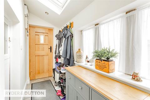 Bont Holly Grove, Dobcross, Oldham, OL3 5JQ