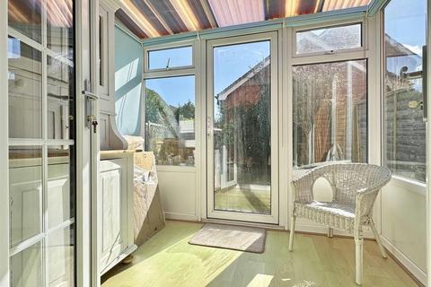 62 Cuckoo Way, Great Notley, Braintree, CM77 7YG