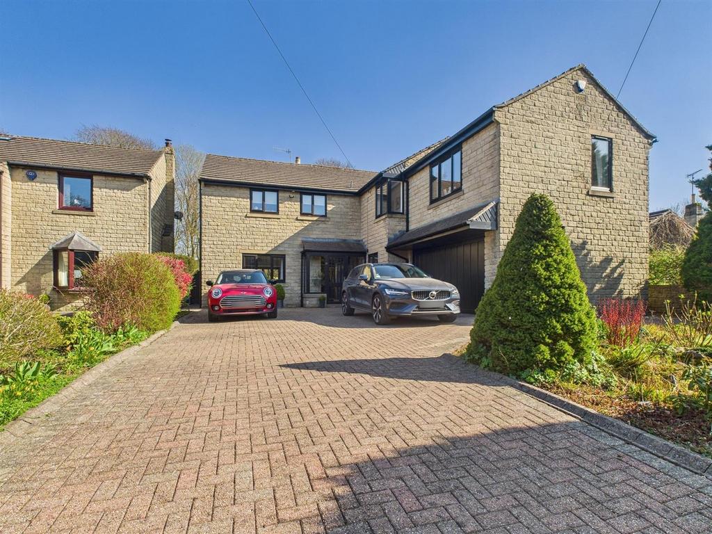 CAM03145 G0-PR0293-STILL002.jpg