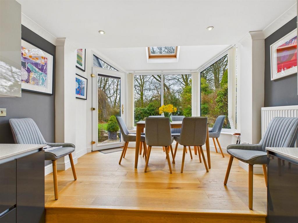 CAM03145 G0-PR0260-STILL015.jpg