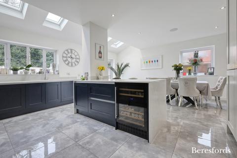 22 Britannia Close, Billericay, CM11 1AQ