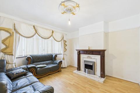 35 Ayres Drive, Peterborough, PE2 8JS