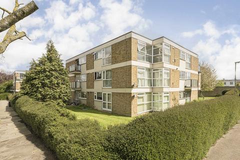 2 bedroom flat to rent, Peregrine Road, Sunbury-On-Thames TW16
