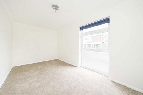 2 bedroom flat to rent, Peregrine Road, Sunbury-On-Thames TW16