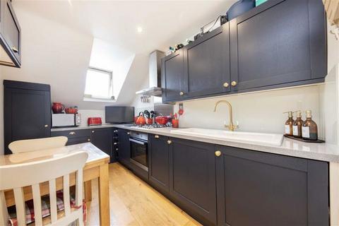 1 bedroom flat for sale, Chichele Road, London NW2