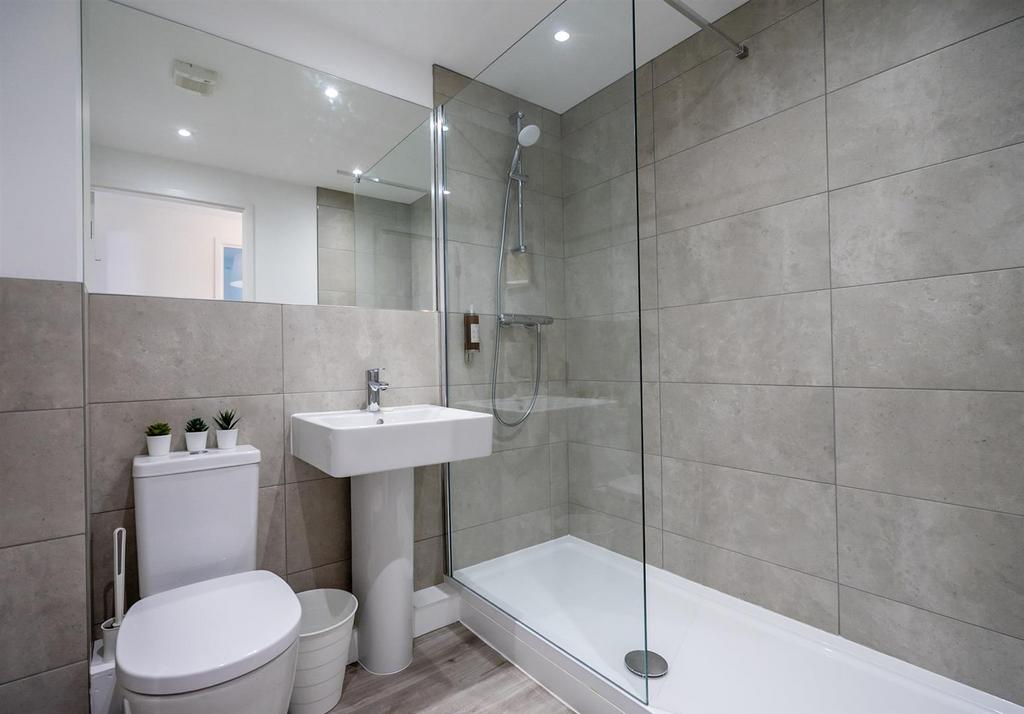 Mcquades (12) shower room.jpg
