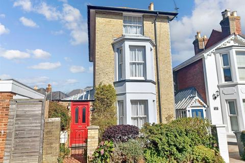 undefined, Bellevue Road, Cowes, Isle of Wight