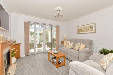 7 Cherry Gardens, Herne Bay, CT6 5QY