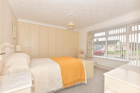 7 Cherry Gardens, Herne Bay, CT6 5QY