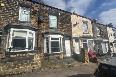 3 bedroom terraced house to rent, Conway Street, Stairfoot