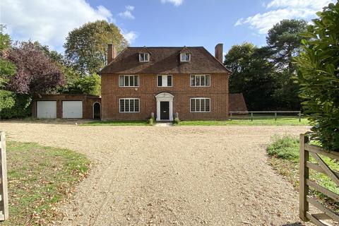 Eriswell Road, Burwood Park, KT12