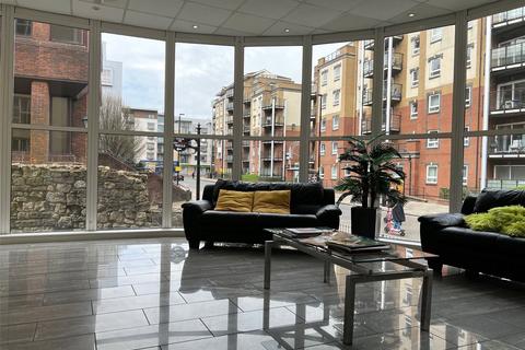 1 bedroom apartment for sale, Lower Canal Walk, Southampton, Hampshire