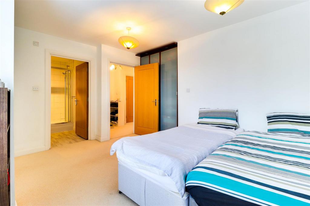30. Bedroom 1.jpg