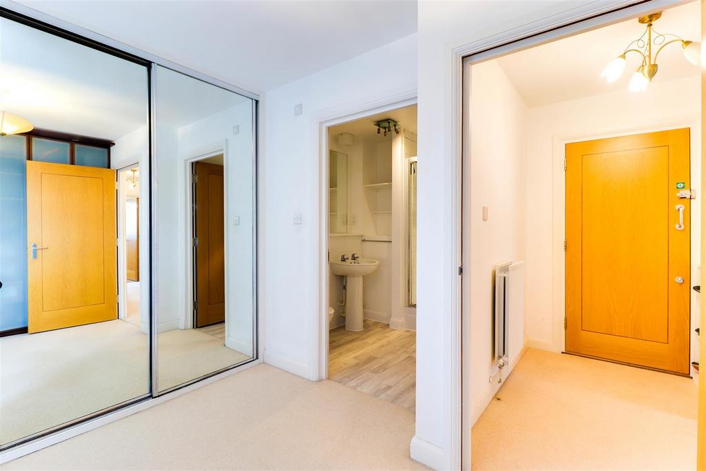 32. Bedroom 1.jpg