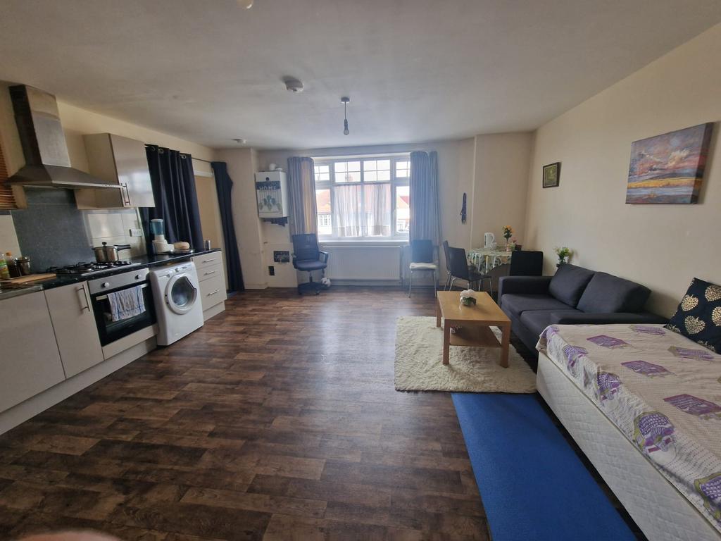 Beacon Apartments, Upper Sutton Lane
