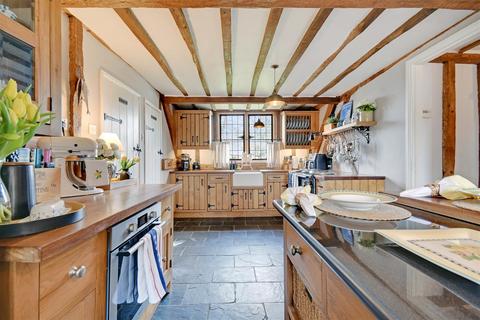 Caidge Cottage Green Lane, Burnham-on-crouch, CM0 8PU