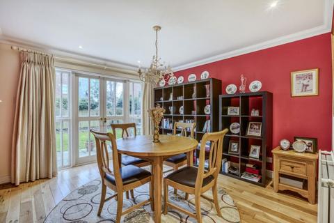 13 Lime Tree Walk, Virginia Water, GU25 4SW