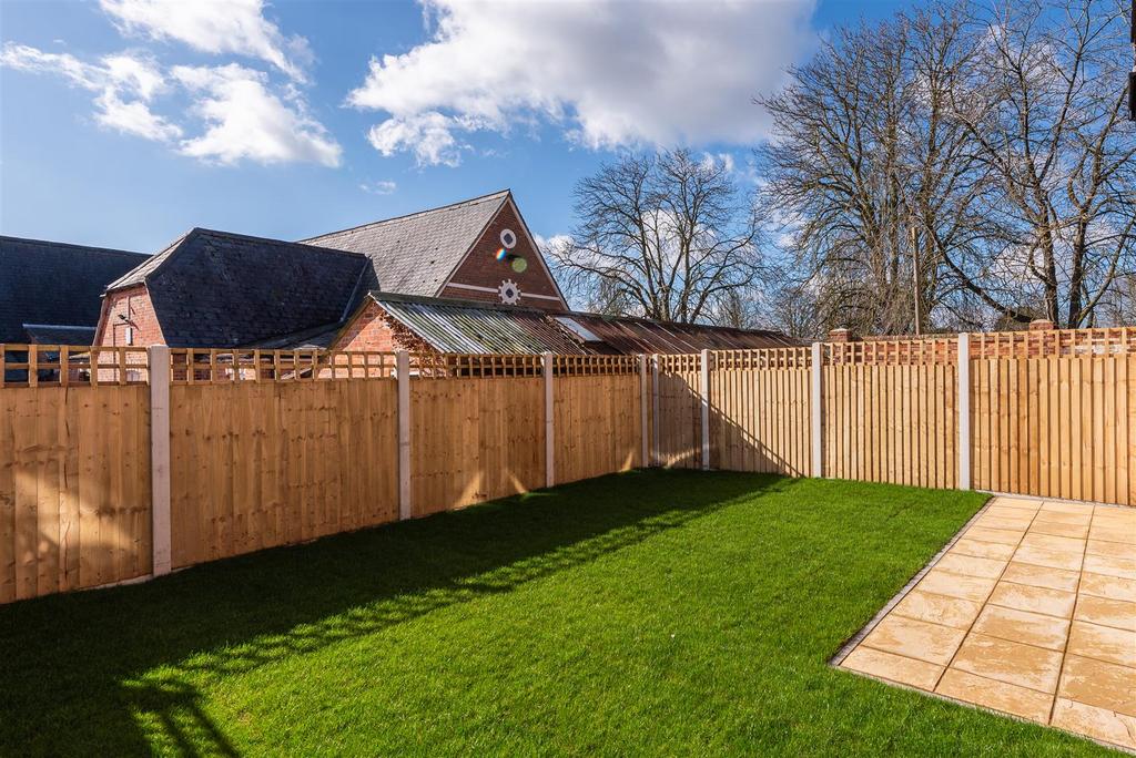 4 Brewhouse yard-13.jpg