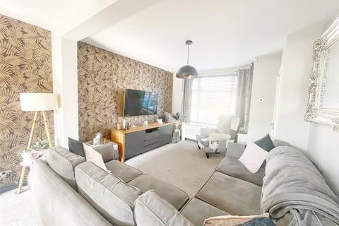 6 Ashbourne Avenue, Middleton, Manchester, M24 2NZ