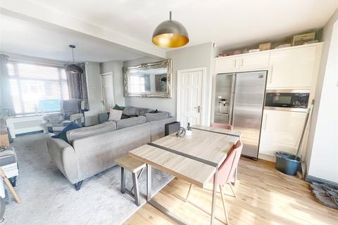 6 Ashbourne Avenue, Middleton, Manchester, M24 2NZ