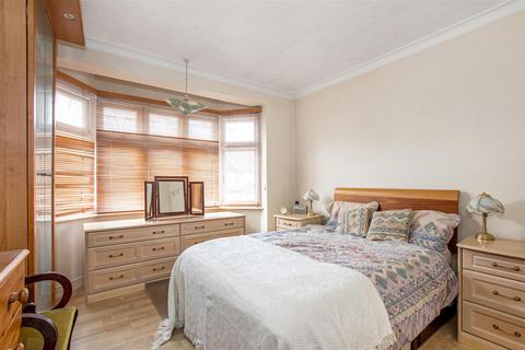 5 Christchurch Road, Purley, CR8 2BZ