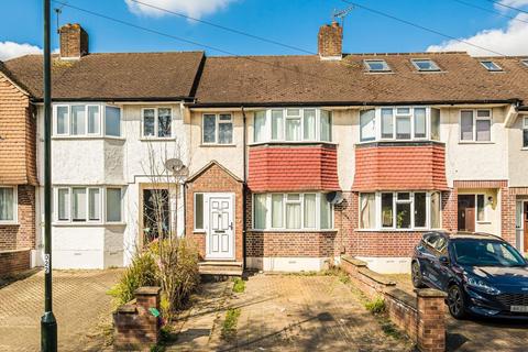 Lincoln Avenue, Twickenham TW2