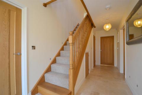 4 bedroom detached house for sale, Shire Gardens, Upton-Upon-Severn, Worcester