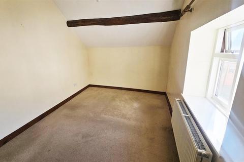 2 bedroom end of terrace house for sale, Market Street, Knighton
