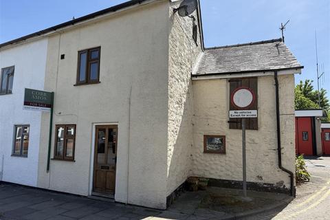 undefined, Market Street, Knighton