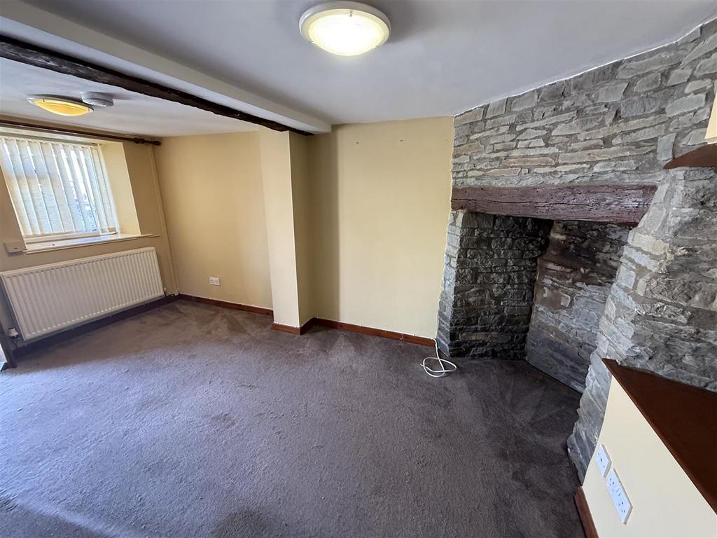 New living room shot.jpeg