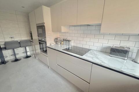 3 bedroom end of terrace house for sale, Blandford Road, Hamworthy, Poole, BH15