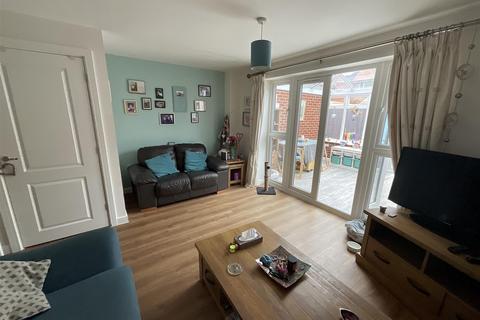 1 Dunlin Close, Emsworth, PO10 7GU