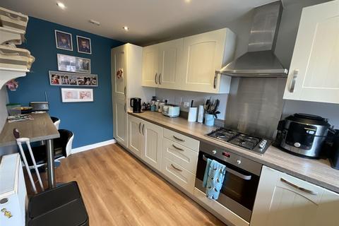 1 Dunlin Close, Emsworth, PO10 7GU