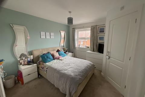 1 Dunlin Close, Emsworth, PO10 7GU