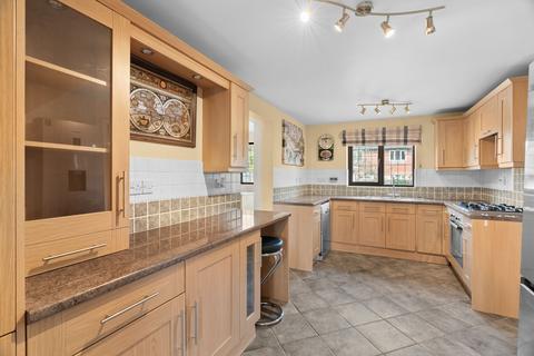 98 Field View, Bar Hill, Cambridge, CB23 8SY