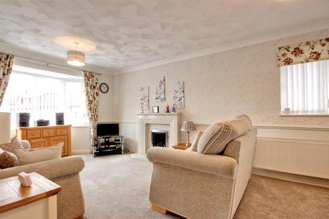 4 Worcestershire Close, Hull, HU5 5UQ