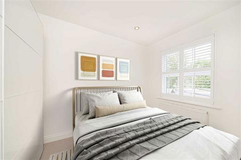 1a Victor Road, Teddington, TW11 8SP