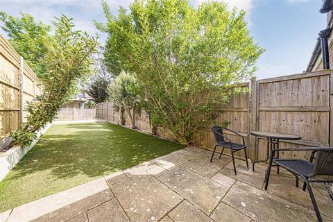 1a Victor Road, Teddington, TW11 8SP