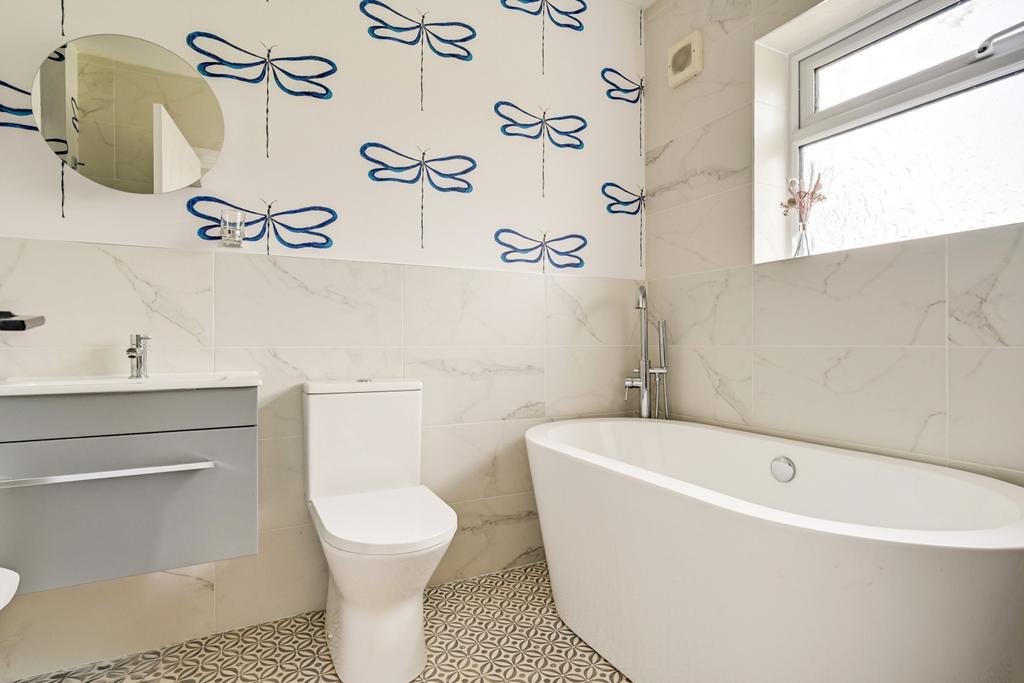 Ensuite1 1