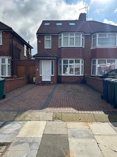 Cumbrian Gardens, London NW2