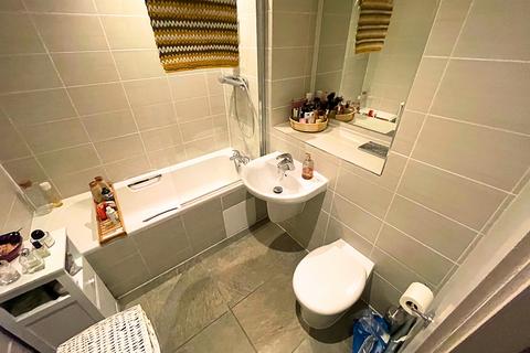 2 bedroom apartment to rent, 9 New Union Street, Manchester M4