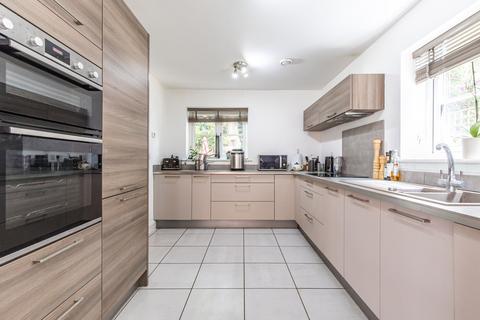 9 Ron Fielder Close, Salhouse, Norwich, NR13 6QY