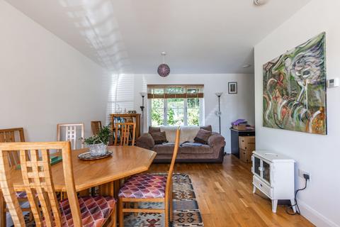 9 Ron Fielder Close, Salhouse, Norwich, NR13 6QY