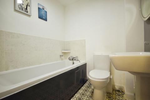 2 bedroom mews to rent, Dale Street Dartford DA1