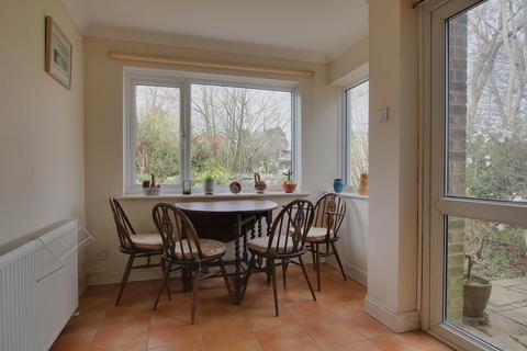 69 Ashdown Way, Romsey, SO51 5QR