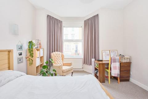1 bedroom flat for sale, City Road, St Pauls