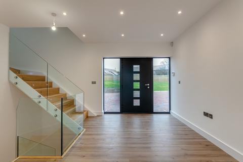 5 bedroom detached house to rent, Spreyton, Devon, EX17