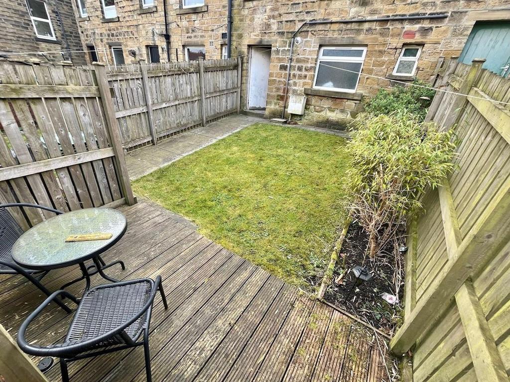 Rear garden (3).jpg