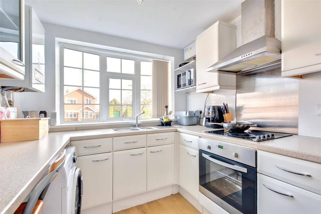 Kitchen 3.jpeg